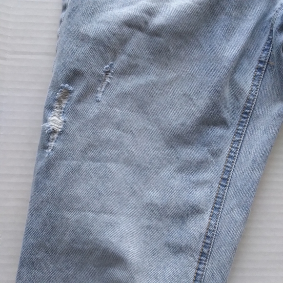 Vero Moda distressed high rise relaxed fit jeans - Picture 4 of 13